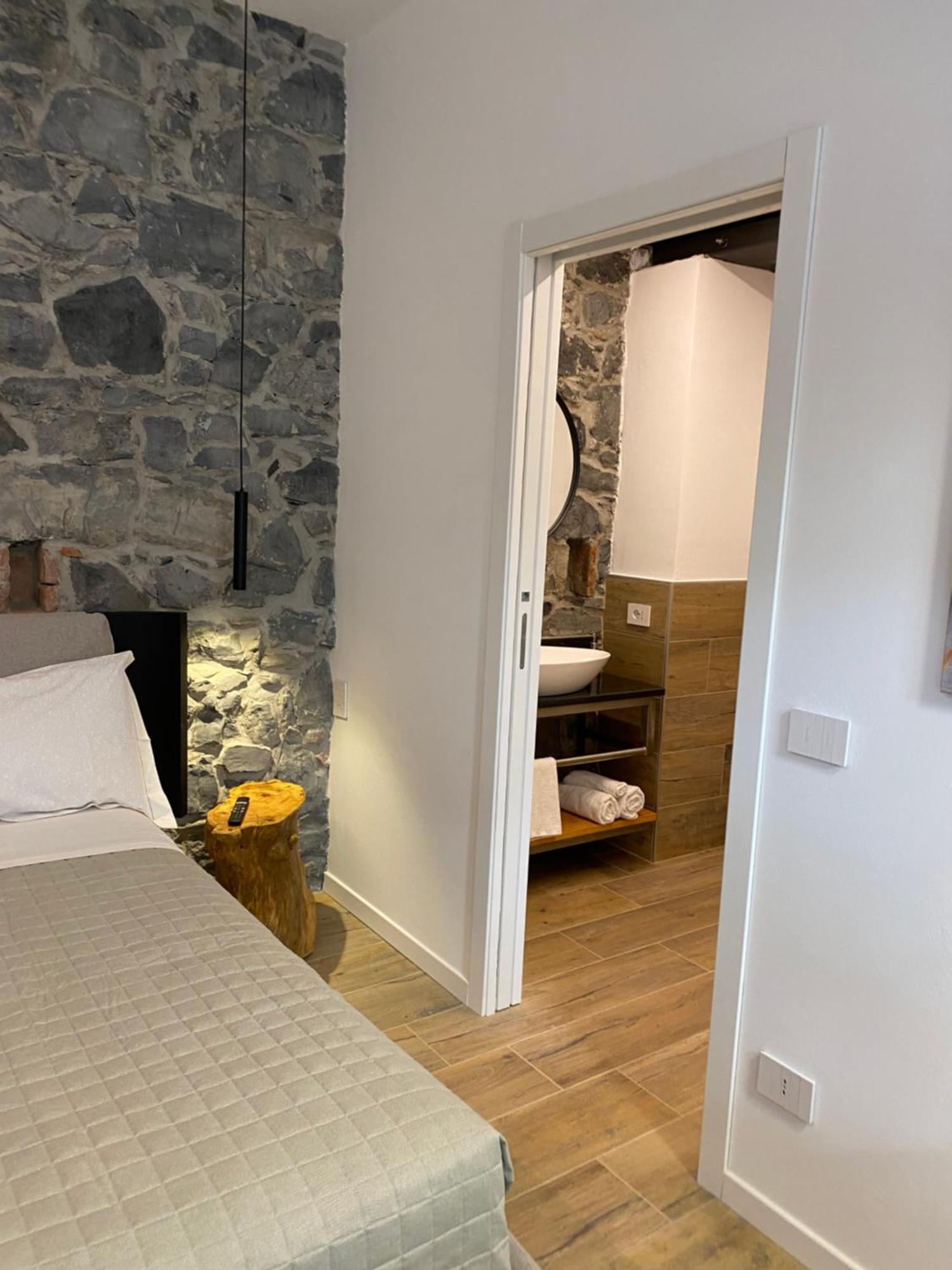 Room 1913 Malgrate Esterno foto